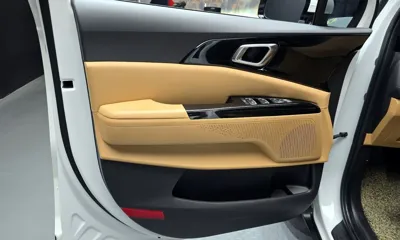 Kia Canival 2023, 31451 км, за 18721.96 USD - фото 24