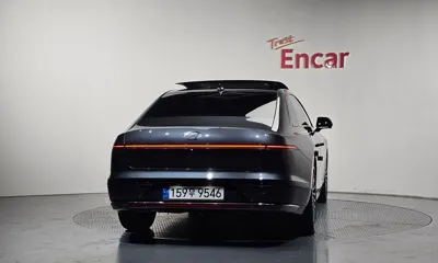 Hyundai Grandeur 2023, 14100 км, за 24684.05 USD
