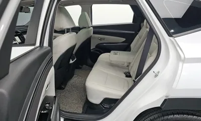 Hyundai Tucson 2022, 47360 км, за 19402.79 USD - фото 11