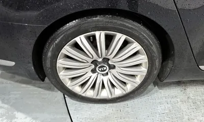 Kia K9 2014, 188953 км, за 3809.77 USD