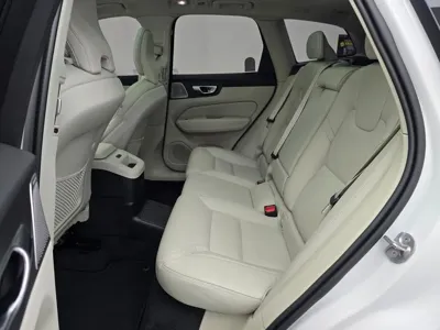Volvo XC60 2026, 1619 км, за 48859.96 USD - фото 13