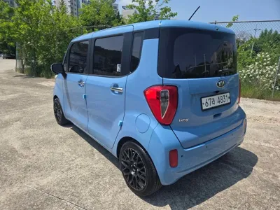 Kia Ray 2013, 170108 км, за 3705.39 USD