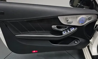 Mercedes-Benz C-Class 2017, 102182 км, за 30407.21 USD - фото 24