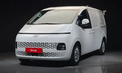 Hyundai Staria · 2022 год