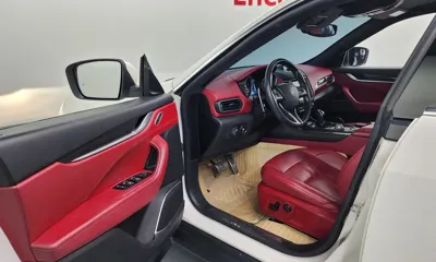 Maserati Levante 2017, 126943 км, за 16093 USD - фото 10