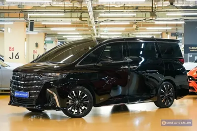 Toyota Alphard 2025, 13125 км, за 74486.14 USD