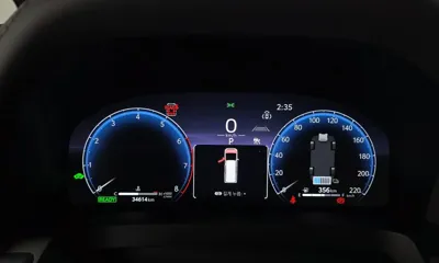Toyota Alphard 2024, 34614 км, за 56848.27 USD - фото 8