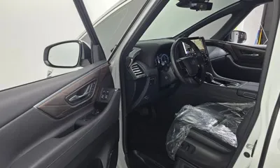 Toyota Alphard 2024, 34614 км, за 56848.27 USD - фото 10
