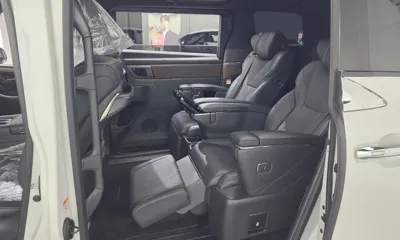Toyota Alphard 2024, 34614 км, за 56848.27 USD - фото 12
