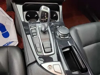 BMW 5-Series 2016, 146067 км, за 8927.4 USD - фото 8