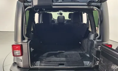 Jeep Wrangler 2016, 97406 км, за 14763.03 USD - фото 18
