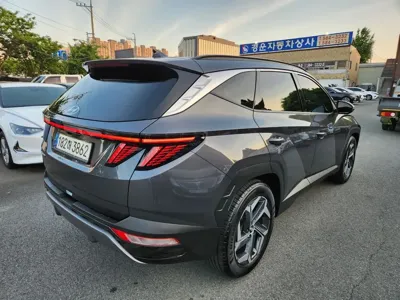 Hyundai Tucson 2021, 93930 км, за 12697.79 USD