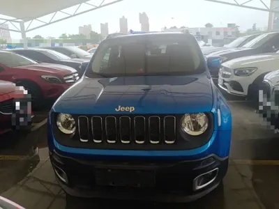 Jeep Renegade 2017, 78300 км, за 4116.9 USD
