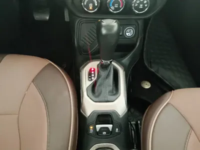 Jeep Renegade 2017, 78300 км, за 4116.9 USD - фото 14