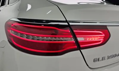 Mercedes-Benz GLE-Class 2018, 129865 км, за 20021.01 USD - фото 23