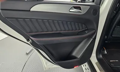 Mercedes-Benz GLE-Class 2018, 129865 км, за 20021.01 USD - фото 25