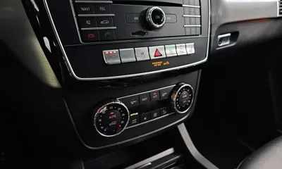 Mercedes-Benz GLE-Class 2018, 129865 км, за 20021.01 USD - фото 29