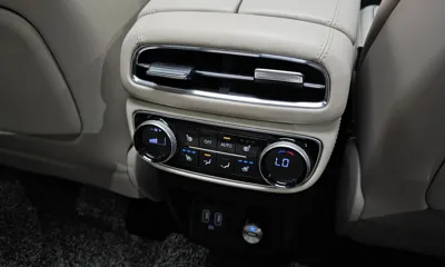 Genesis GV80 2020, 104518 км, за 24039.1 USD - фото 31