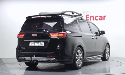 Kia Canival 2015, 138649 км, за 7540.79 USD
