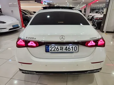 Mercedes-Benz E-Class 2024, 12170 км, за 44605.05 USD