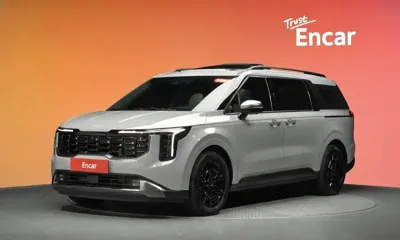 Kia Canival · 2024 год