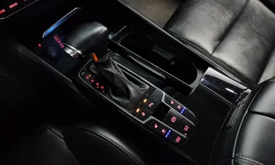 Kia K7 2016, 155620 км, за 6043.09 USD - фото 9