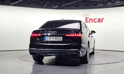 Audi A4 2020, 74043 км, за 15595.13 USD