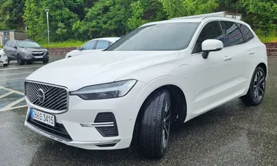 Volvo XC60 2026, 1300 км, за 58592.86 USD