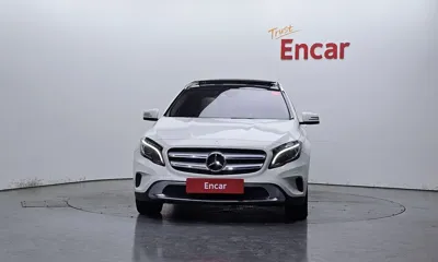 Mercedes-Benz GLA-Class 2017, 105889 км, за 8921.01 USD