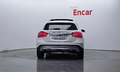 Mercedes-Benz GLA-Class 2017, 105889 км, за 8921.01 USD