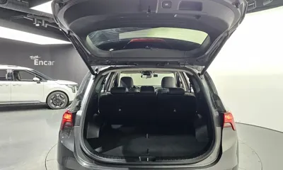 Hyundai Santafe 2021, 59306 км, за 13615.64 USD - фото 20