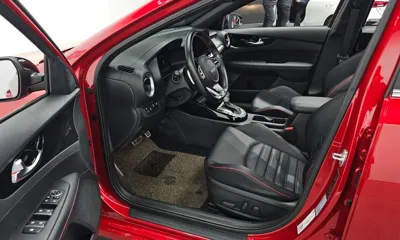Kia K3 2023, 72212 км, за 13178.8 USD - фото 11