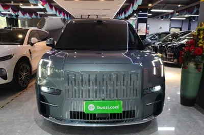 Zeekr 009 2024, 38900 км, за 51906 USD
