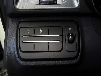 KG_Mobility_Ssangyong TIBOLI 2018, 23286 км, за 8009.37 USD - фото 14