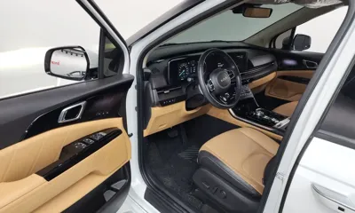 Kia Canival 2022, 59111 км, за 24028.12 USD - фото 10