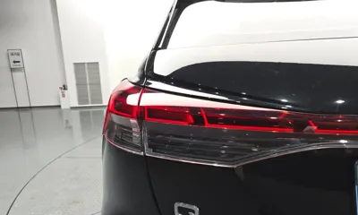 Audi Q4 e-tron 2023, 29820 км, за 24419.06 USD - фото 23