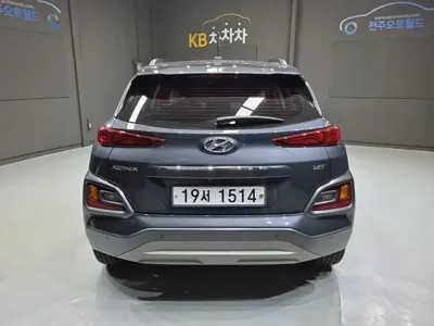 Hyundai Kona 2018, 96000 км, за 9114.01 USD