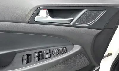 Hyundai Tucson 2017, 138539 км, за 6236.05 USD - фото 27
