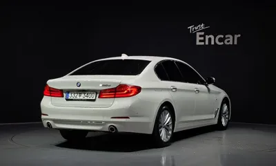 BMW 5-Series 2018, 125870 км, за 13131.37 USD