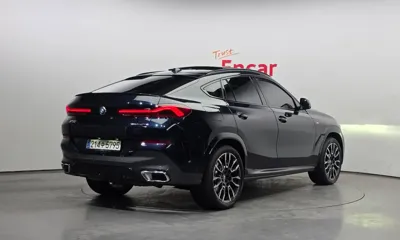 BMW X6 2024, 6819 км, за 79755.81 USD