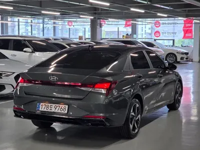 Hyundai Avante 2021, 67021 км, за 8586.73 USD