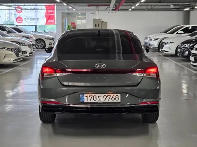 Hyundai Avante 2021, 67021 км, за 8586.73 USD