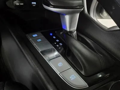 Hyundai Avante 2021, 67021 км, за 8586.73 USD - фото 13