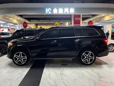 Mercedes-Benz GLS 2018, 99600 км, за 43848.47 USD