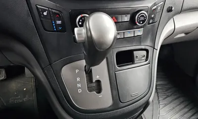 Hyundai Starex 2020, 116273 км, за 10488.6 USD - фото 9
