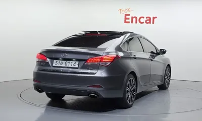 Hyundai i40 2012, 183425 км, за 2822.63 USD