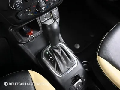 Jeep Renegade 2018, 45436 км, за 7225.43 USD - фото 8