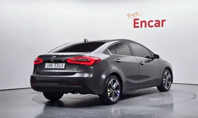 Kia K3 2013, 87107 км, за 4883.76 USD