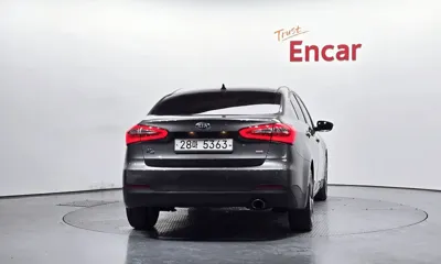 Kia K3 2013, 87107 км, за 4883.76 USD