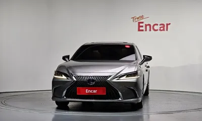 Lexus ES 2019, 87519 км, за 21333.86 USD